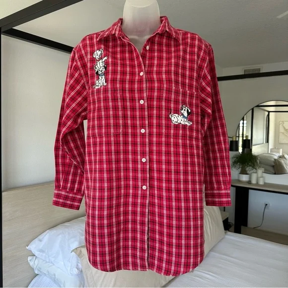 Disney 101 Dalmatians 100% Cotton Adorable Embroidered Red Flannel, Size M - Picture 2 of 9
